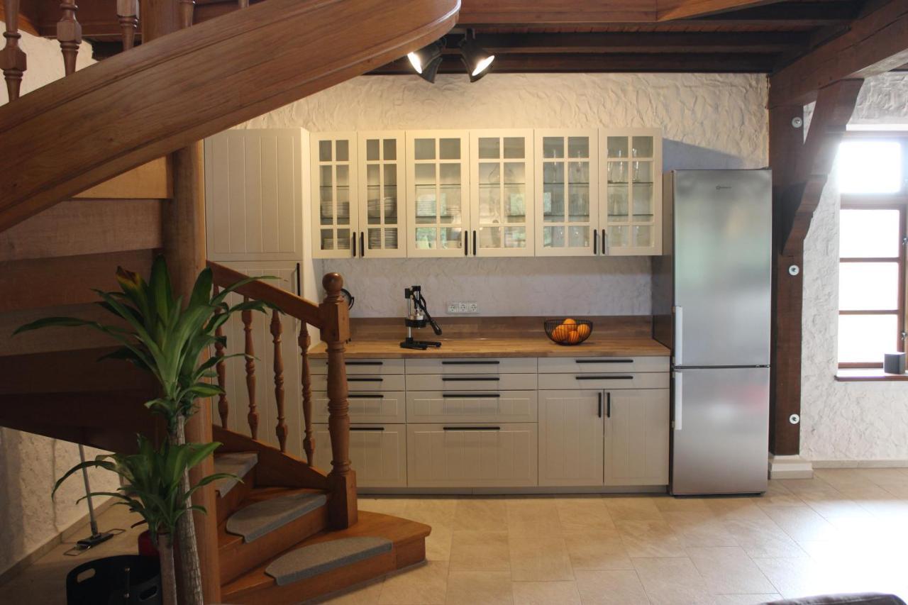 Ruhe Unter Reet-haus Mit Sauna, Whirlpool Und Kamin *