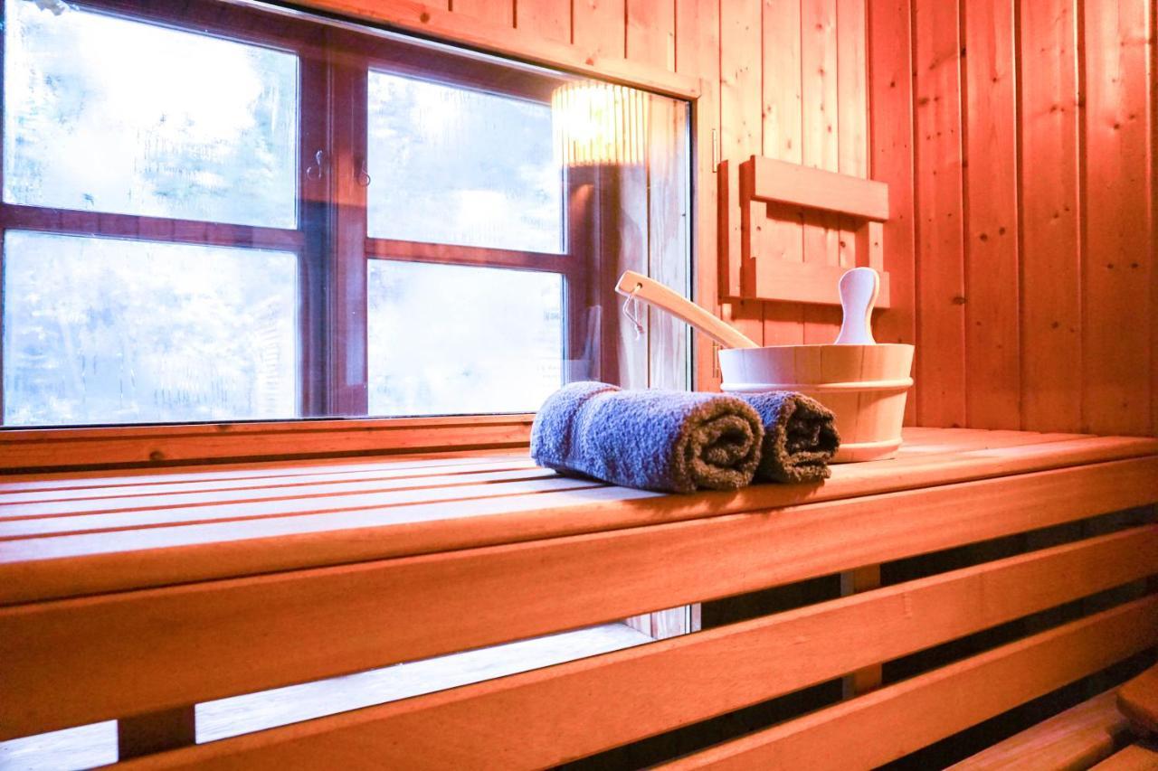 Ruhe Unter Reet-haus Mit Sauna, Whirlpool Und Kamin Gnarrenburg