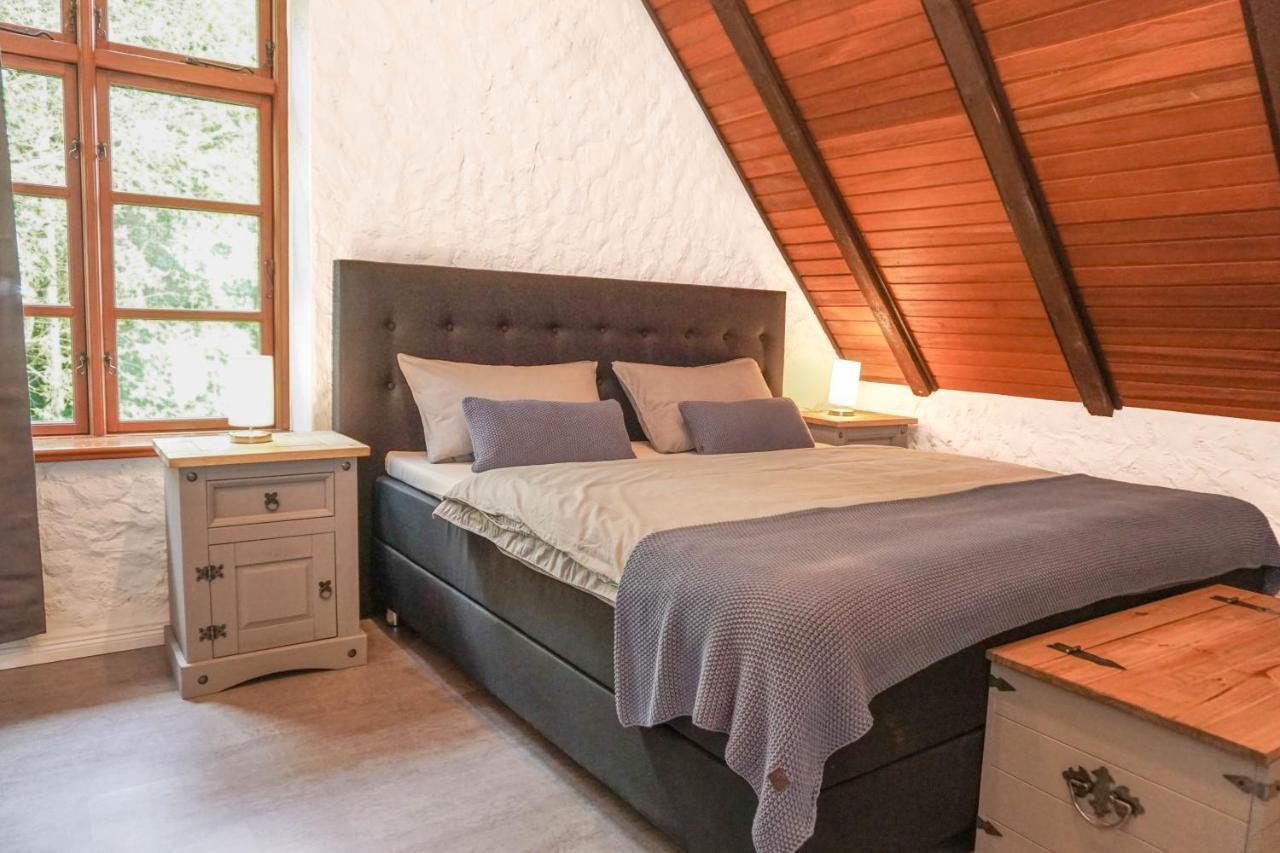 Ruhe Unter Reet-haus Mit Sauna, Whirlpool Und Kamin Holiday home *